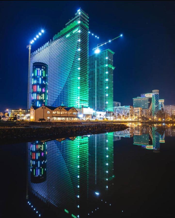 Orbi City Suite Sea View In Batumi Aparthotel Zewnętrze zdjęcie